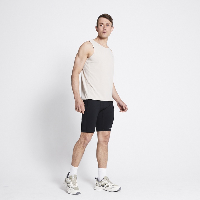 Short training tights "Elevated"